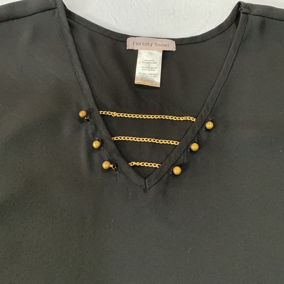 Top - Picture 2 of 4